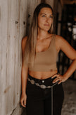 Camisole Crop biscotti sur mannequin femme