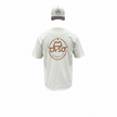T-shirt premium blanc, vue de dos, avec imprimé caramel du logo emblématique de La-So, impression plein largeur.