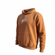 Hoodie Le Rancher couleur caramel, de face avec le logo de La-So au centre de la poitrine.